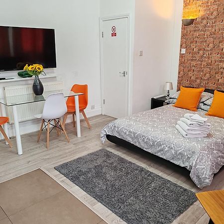 Kilburn High Road Studio Apartments Лондон Экстерьер фото