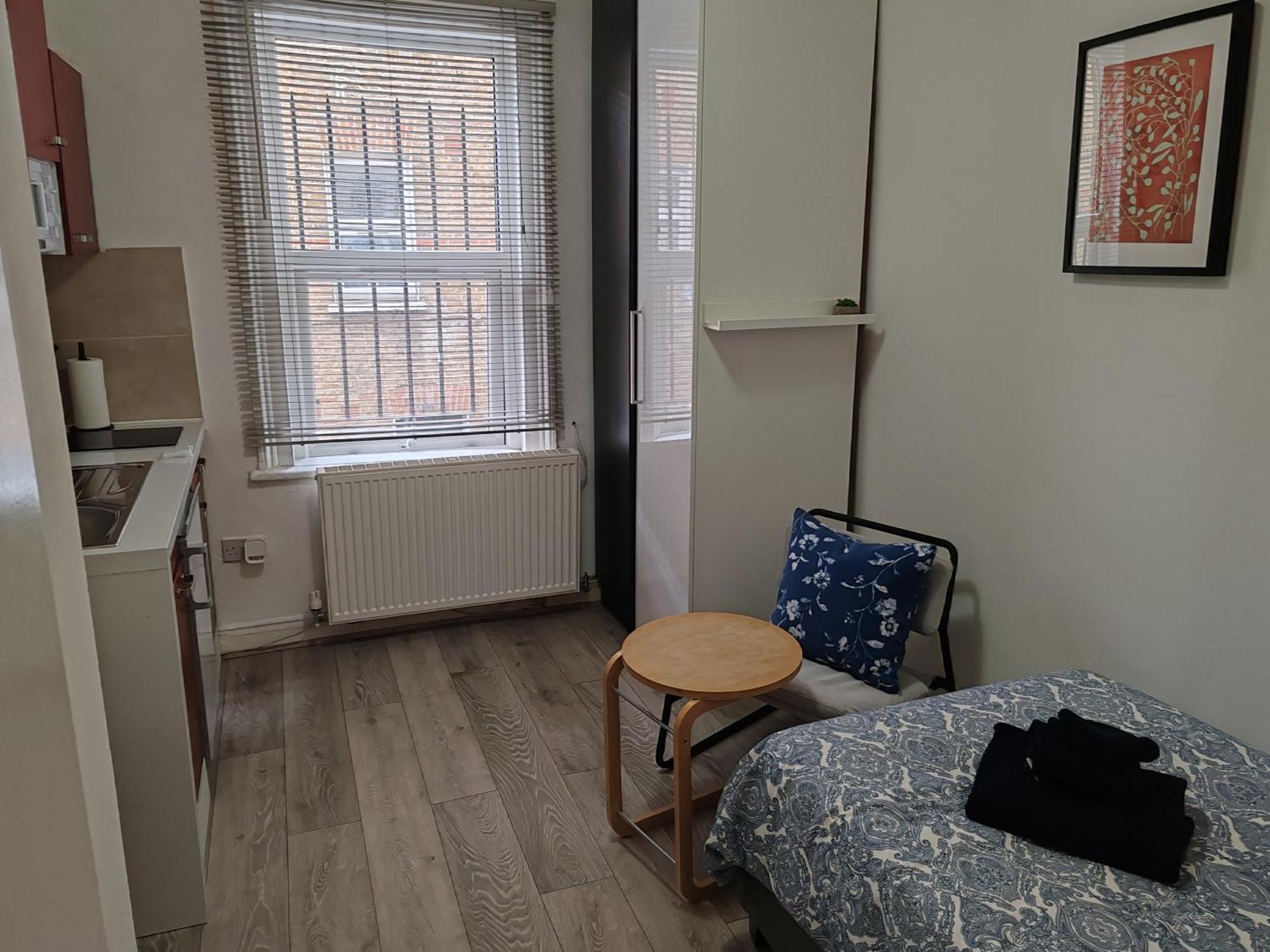 Kilburn High Road Studio Apartments Лондон Экстерьер фото
