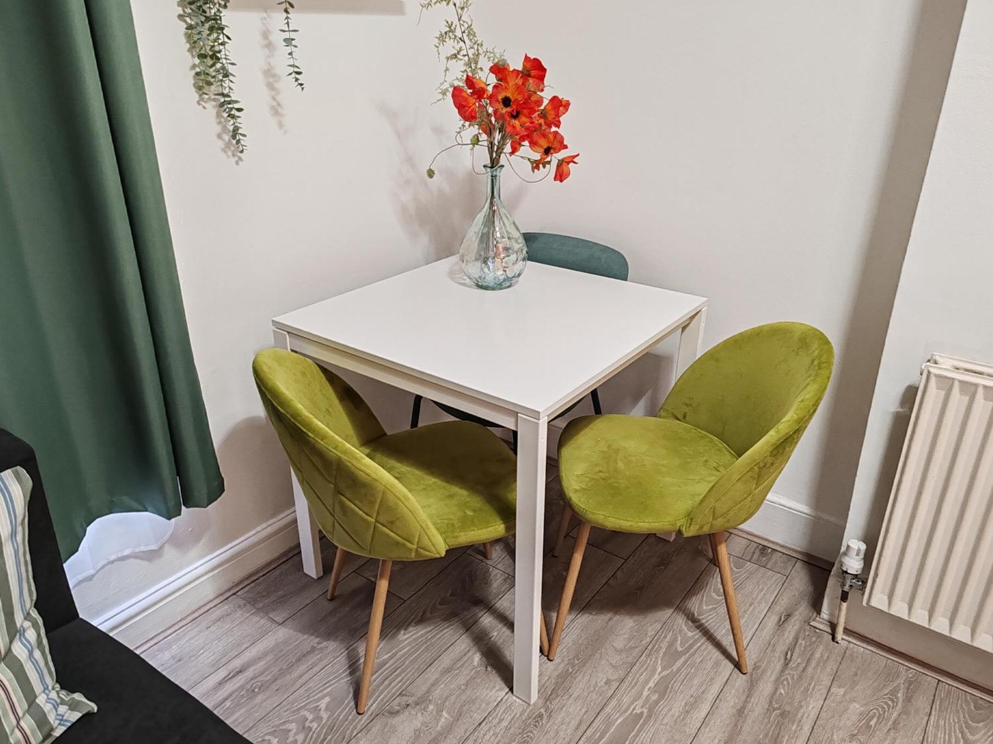 Kilburn High Road Studio Apartments Лондон Экстерьер фото