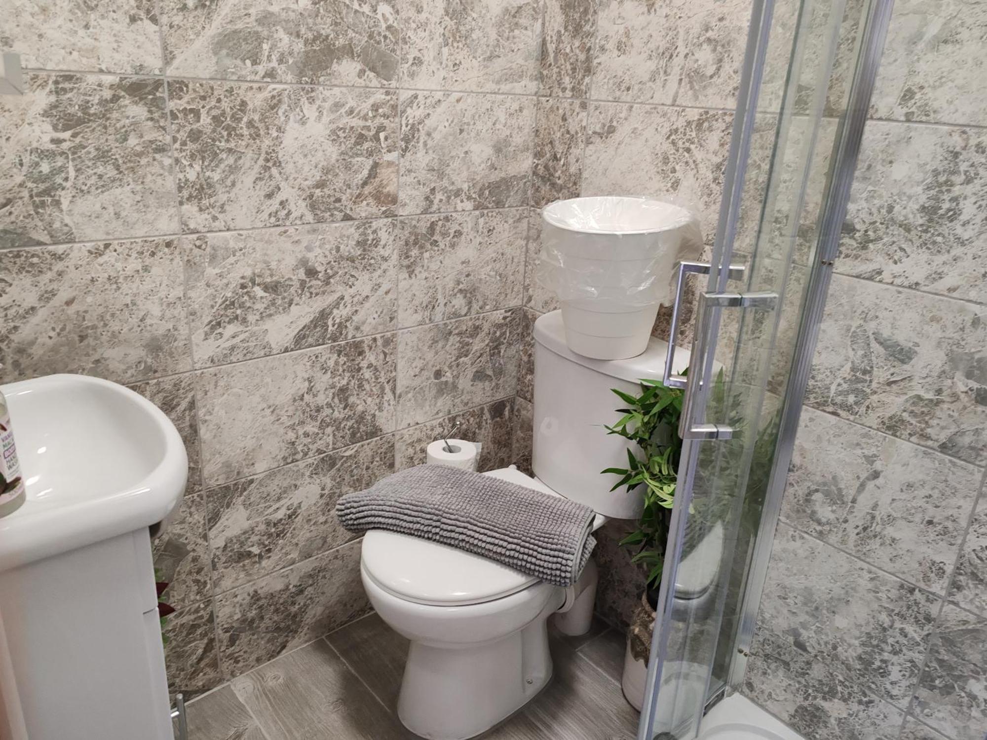 Kilburn High Road Studio Apartments Лондон Экстерьер фото