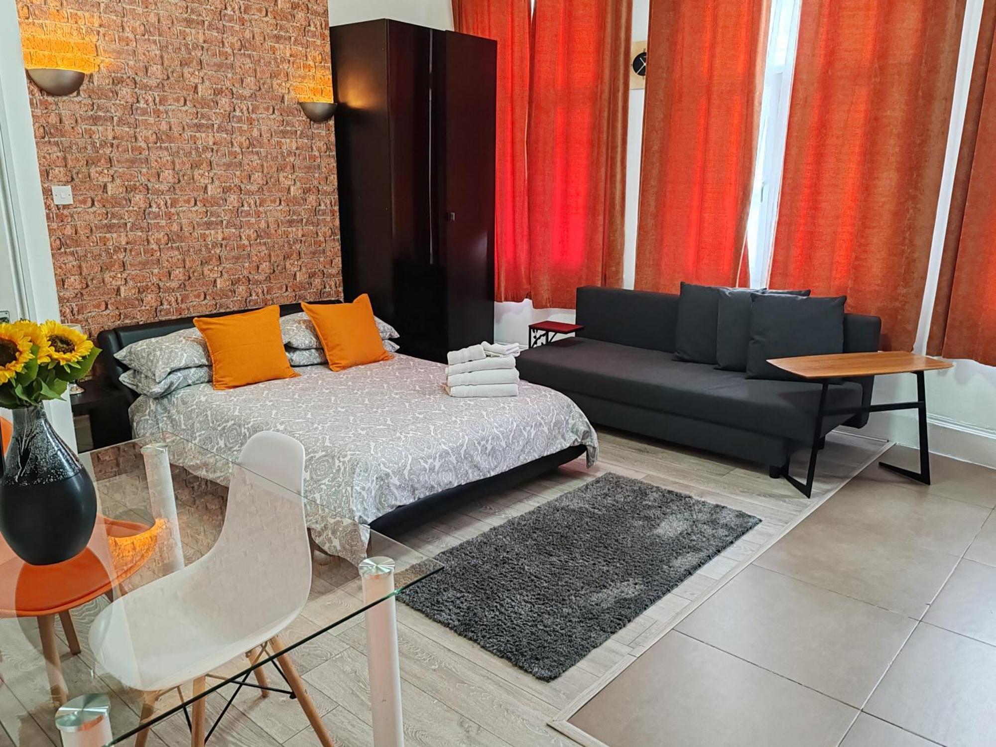 Kilburn High Road Studio Apartments Лондон Экстерьер фото